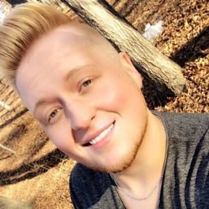 Meet your Posher, Dylan